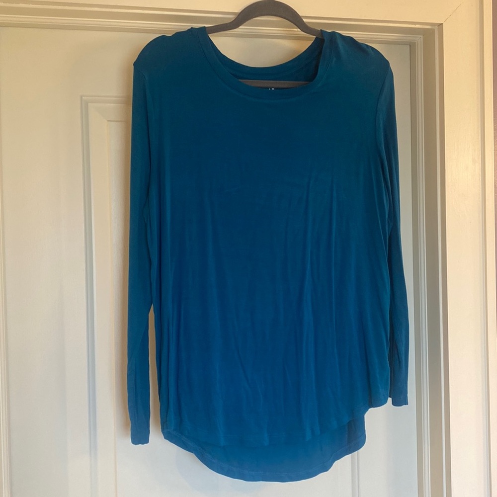 Gap factory tunic tee